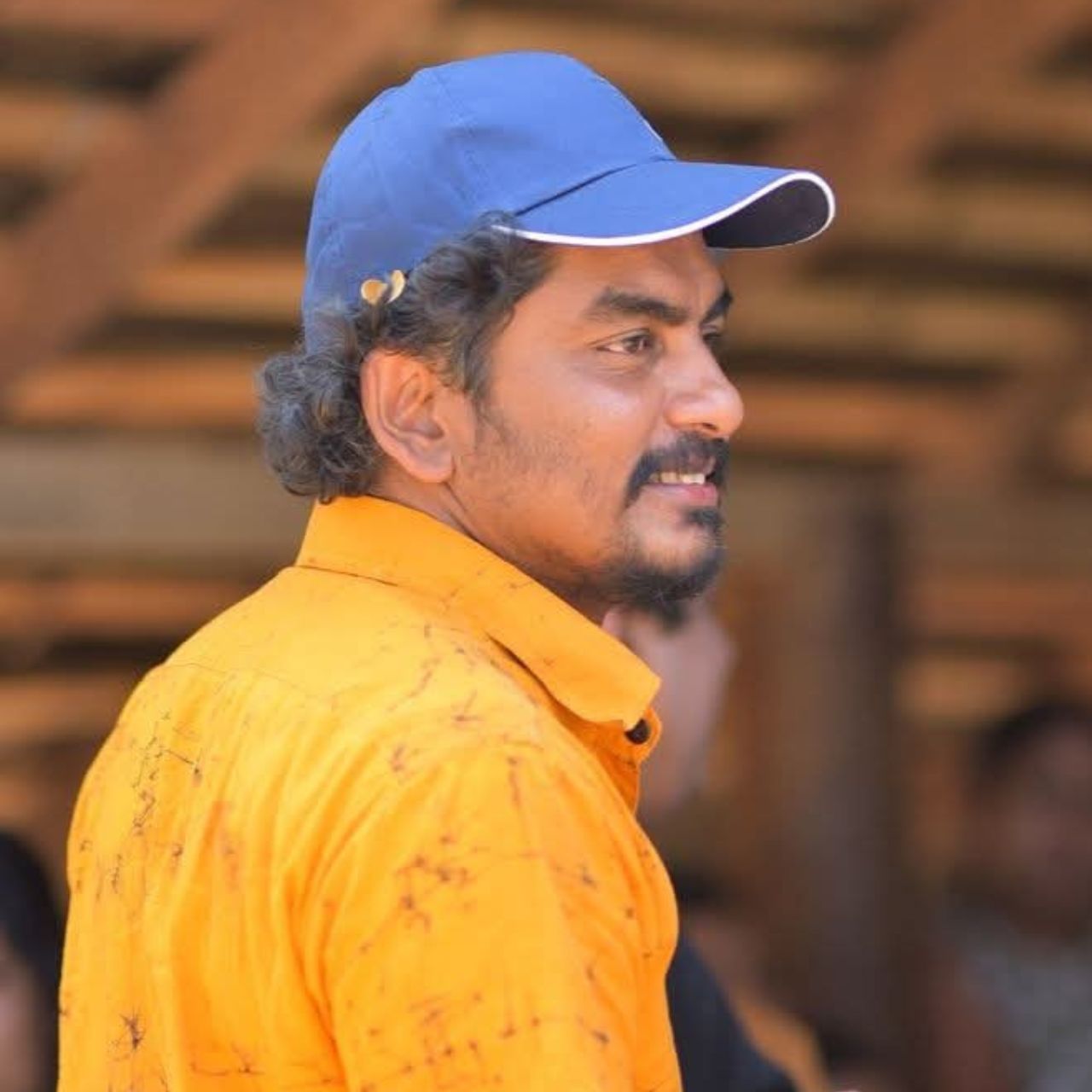 CEO of Ceylon Tharu Tour