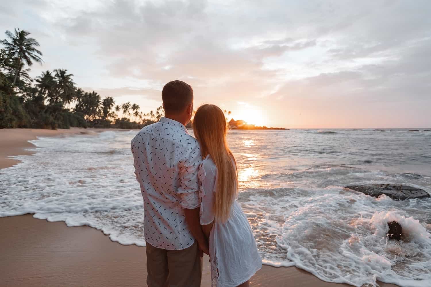 3-Day Honeymoon Beach Tour in Sri Lanka